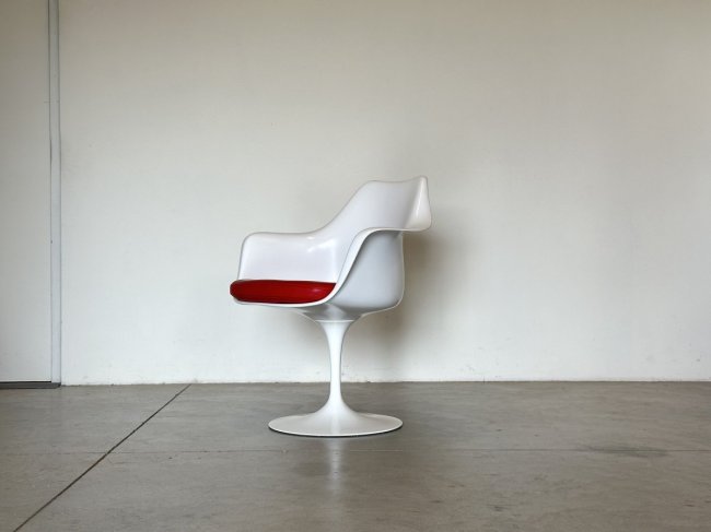 4 sedie TULIP EERO SAARINEN per KNOLL INT. anno 2017