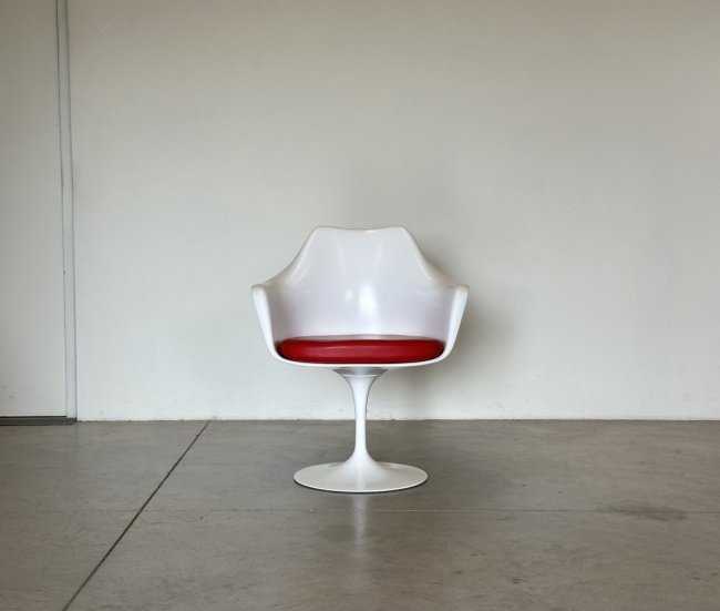 4 sedie TULIP EERO SAARINEN per KNOLL INT. anno 2017