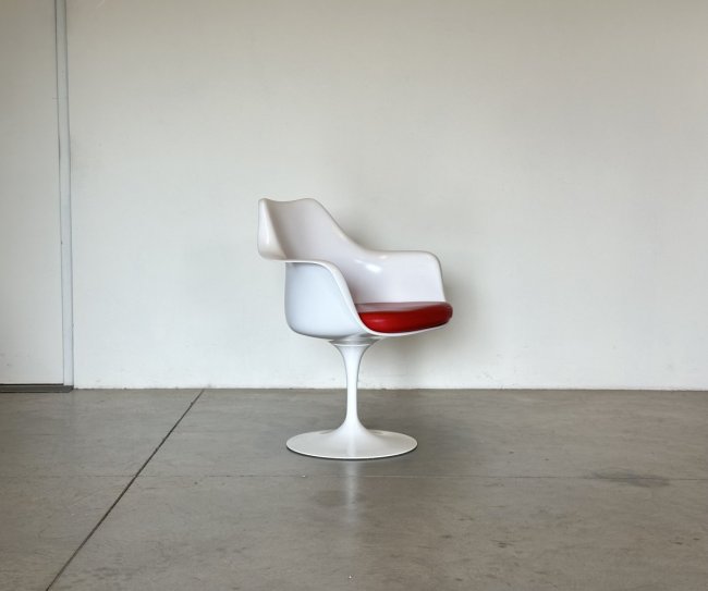 4 sedie TULIP EERO SAARINEN per KNOLL INT. anno 2017